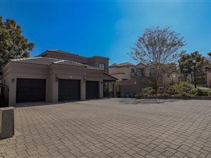 5 Bed House in Fernbrook Estate