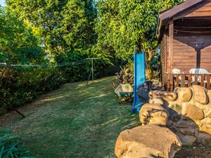 7 Bed House in Prestbury