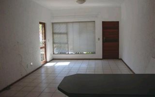 2 Bedroom House in Bassonia