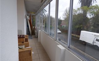 1 Bedroom Apartment in Rosebank