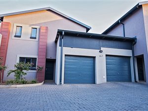 3 Bed Duplex in Equestria