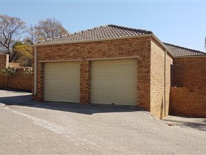 3 Bed Townhouse in Amorosa