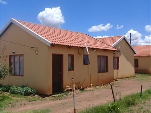 2 Bed House in Golden Gardens