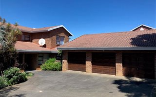 6 Bedroom House in Chase Valley Heights