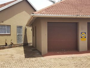 3 Bedroom House in Witkoppie Ridge