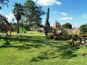 1.7 ha Farm in Benoni AH