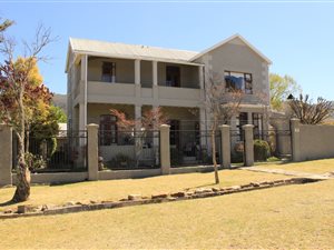 4 Bed House in Cathcart