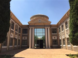 Commercial space in Sunninghill