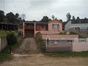3 Bed House in Hornlee