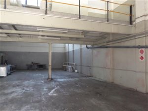 336 m² Commercial space in Bluff