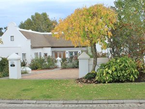 4 Bed House in Fancourt