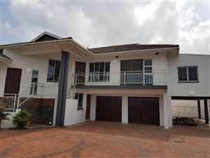 3 Bed House in Stanger Manor
