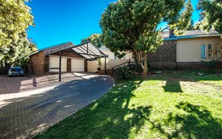 3 Bedroom House in Quellerina