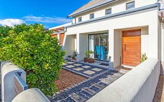 3 Bedroom House in Schonenberg Estate