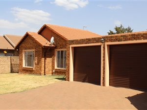 3 Bed House in Pomona