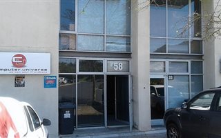 136 m² Commercial space in Paarden Eiland