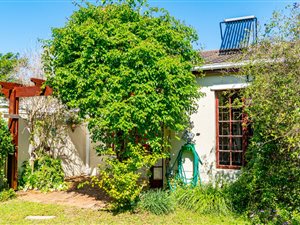 2 Bed Townhouse in Constantia