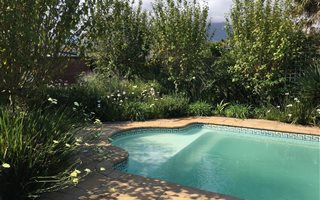 4 Bedroom House in Dormehlsdrift