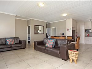 6 Bed House in Rouxville