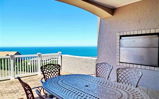 3 Bedroom Apartment in Pinnacle Point Golf Estate