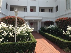 1 Bed Apartment in Dunkeld West