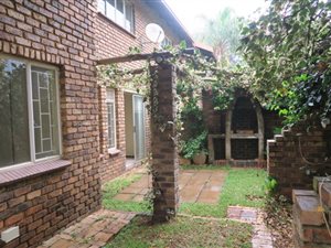 3 Bed Townhouse in Brummeria