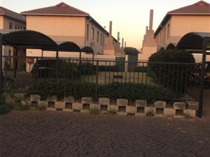 2 Bedroom Townhouse in Claremont