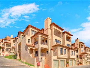 3 Bed Townhouse in Sunnyrock