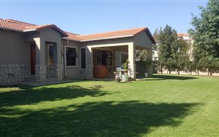 3 Bedroom Simplex in Kyalami Ridge