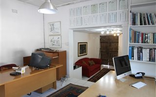 Office space in Parkhurst