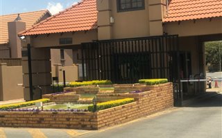 4 Bedroom House in Greenstone Hill