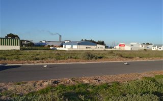 623 m² Land available in St Helena Bay