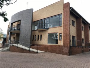 2120 m² Industrial space in North Riding