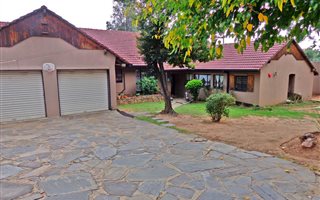 4 Bedroom House in Bramley