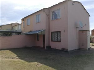 3 Bed Duplex in Rockford