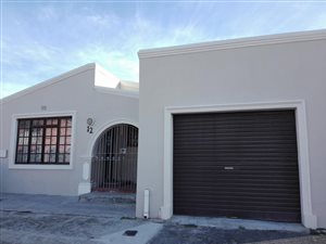 4 Bed House in Mitchells Plain