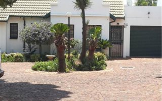 2 Bedroom House in Newlands