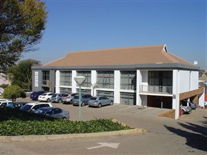 1442 m² Industrial space in Route 21 Business Park