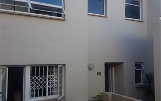 3 Bedroom Duplex in Rembrandt Park