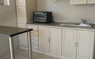 1 Bedroom Apartment in Rietfontein
