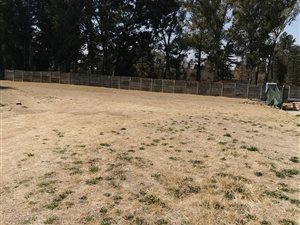 830 m² Land available in Strubenvale
