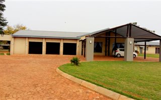 2.5 ha Farm in Welverdiend