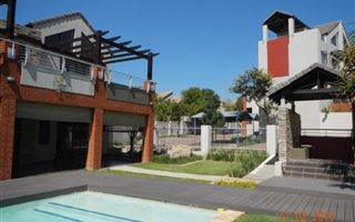 2 Bedroom Townhouse in Lonehill