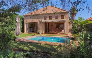 4 Bedroom House in Pecanwood
