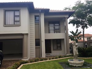 4 Bedroom House in Leeuwenhof Estate