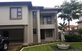 4 Bedroom House in Leeuwenhof Estate
