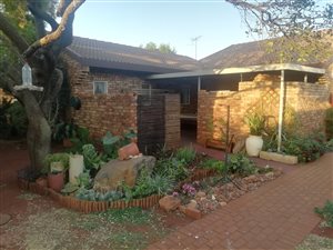 3 Bed House in Clarina