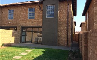 3 Bedroom Townhouse in Tijger Valley and surrounds