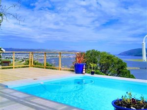 4 Bed House in Paradise