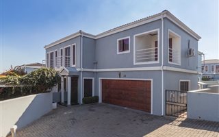 3 Bedroom Cluster in Erand Gardens